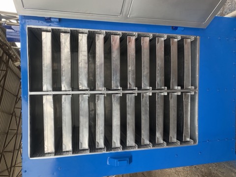 Dehydrator